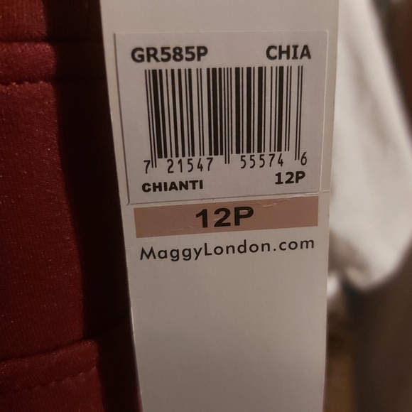 Maggy London Petites NEW Red Chianti Wine Peplum Short Cap Sleeve Dress, 12P - Picture 3 of 5